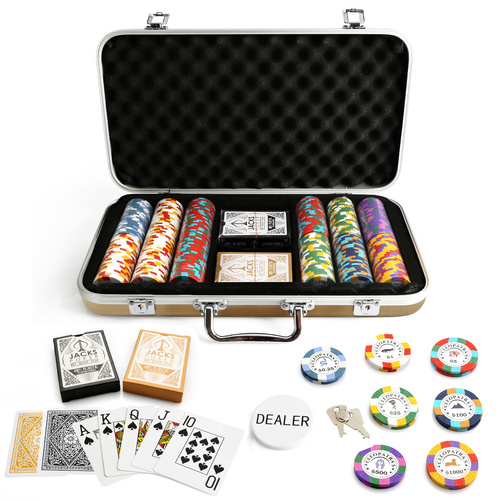 Cleopatra's 300 Chip Gold Case Set